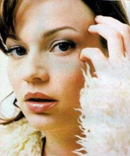 Samantha mathis pictures