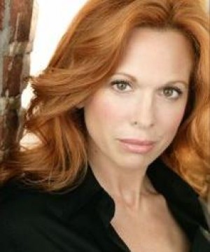 Carolee Carmello