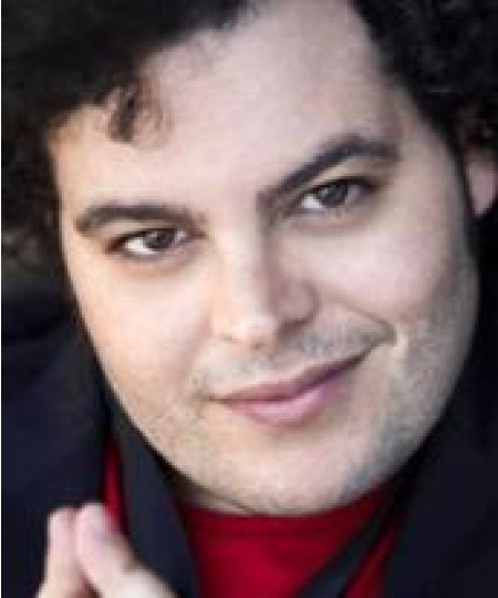 Josh Gad