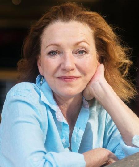 Julie White