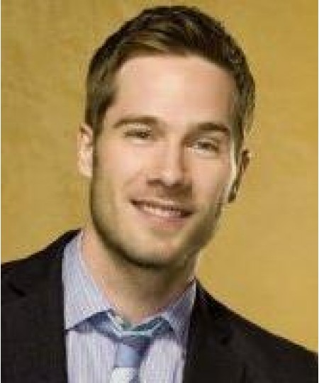 Luke MacFarlane