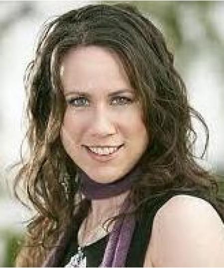 Miriam Shor