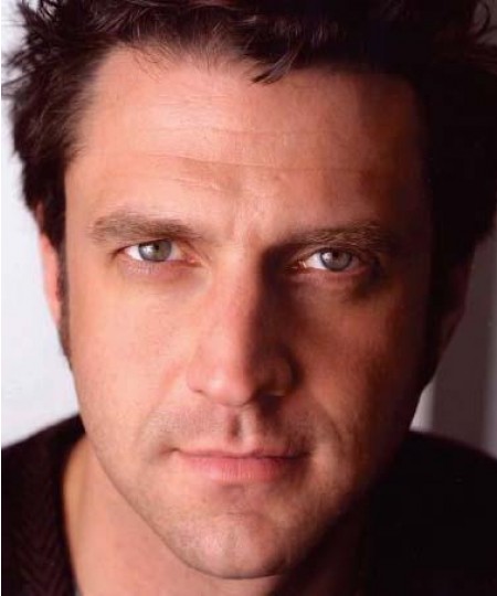 Raúl Esparza