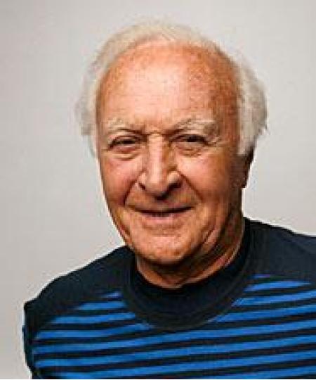 Robert Loggia