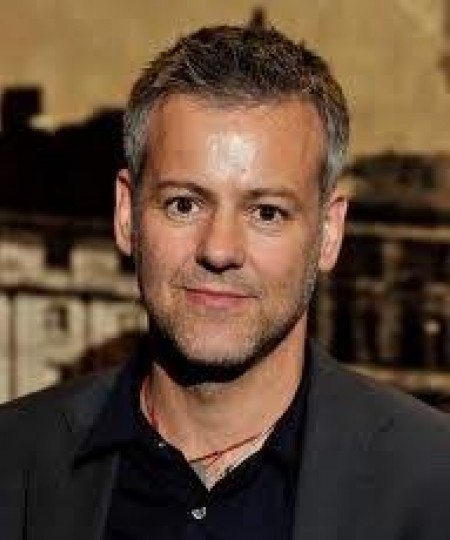 Rupert Graves