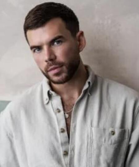 Luke Newton